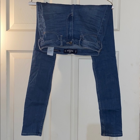 Hollister Pants - Hollister size 5R High rise Jean leggings Hollister Pants - Hollister size 5R High rise Jean leggings